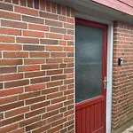 Billund- Newly Renovated 1 Bedroom Kitchen