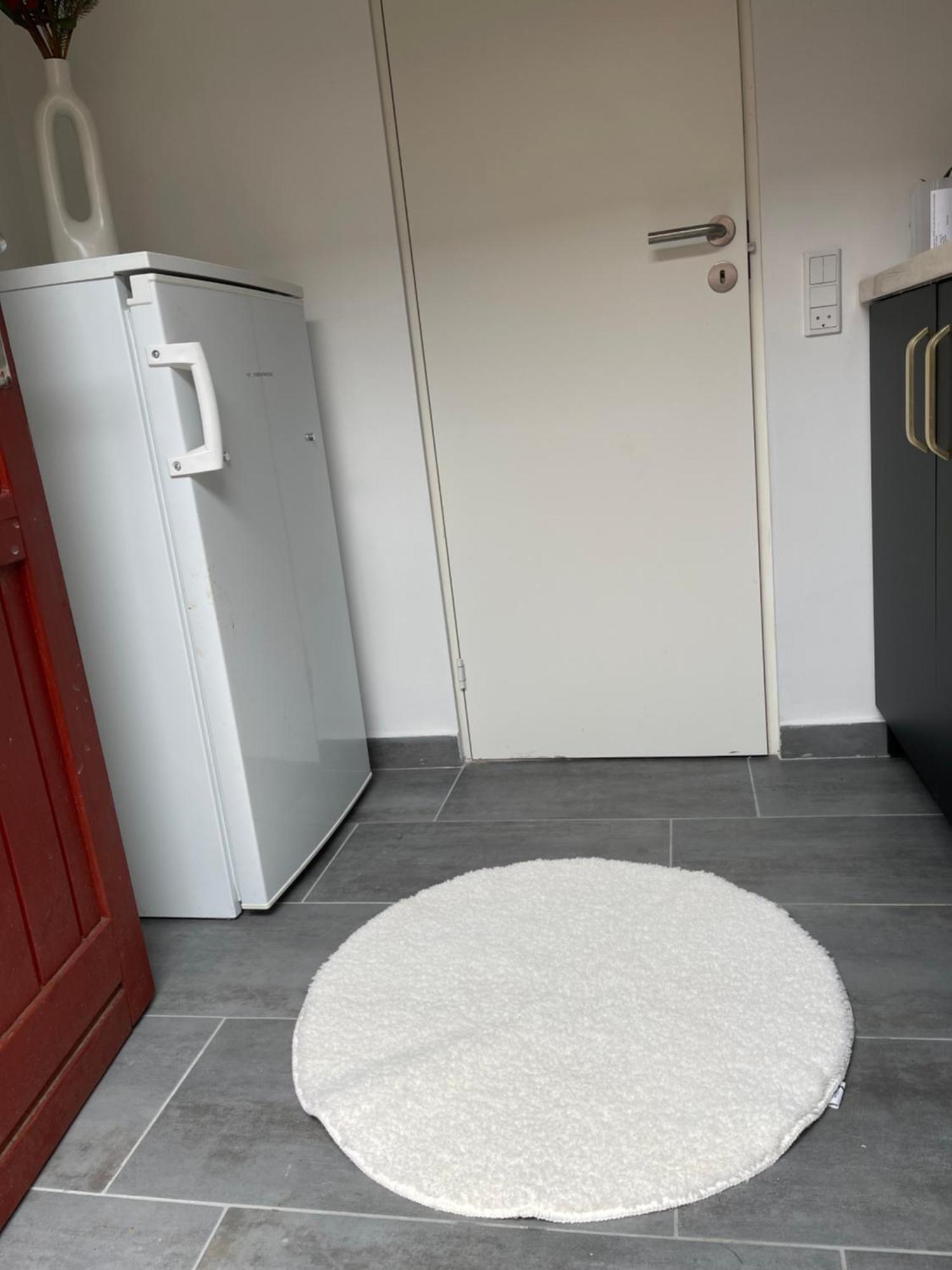Billund- Newly Renovated 1 Bedroom Kitchen Billund